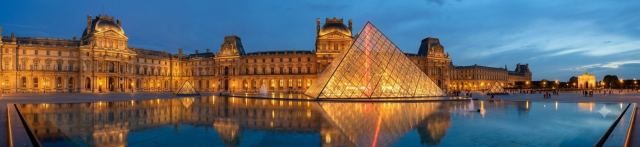 Entrance to Louvre Museum