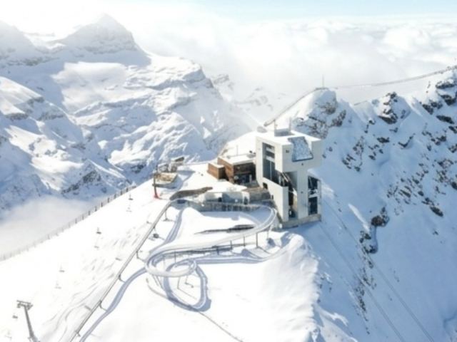 Glacier 3000